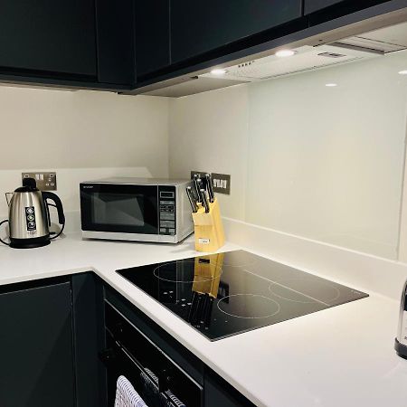 Stunning One Bedroom Apartment In Old Trafford 맨체스터 외부 사진