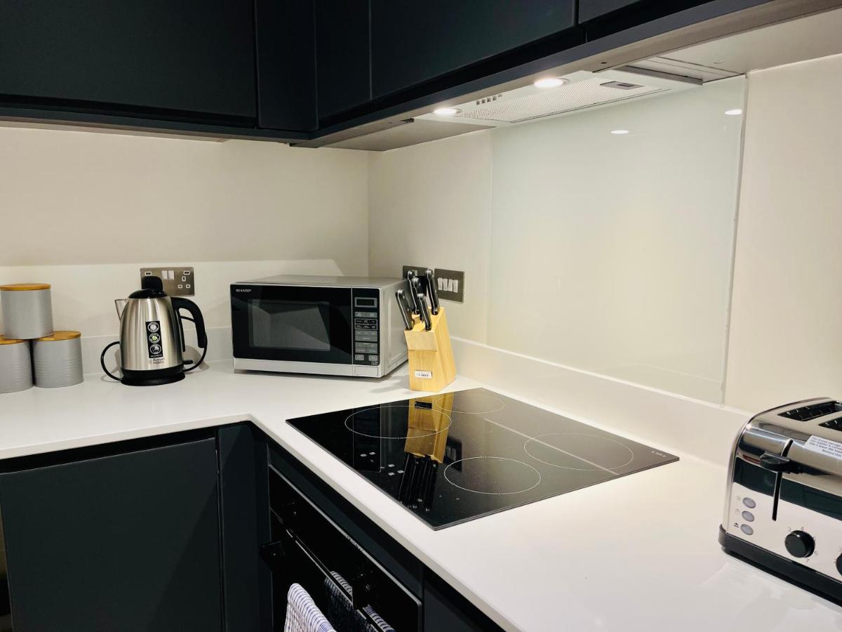 Stunning One Bedroom Apartment In Old Trafford 맨체스터 외부 사진